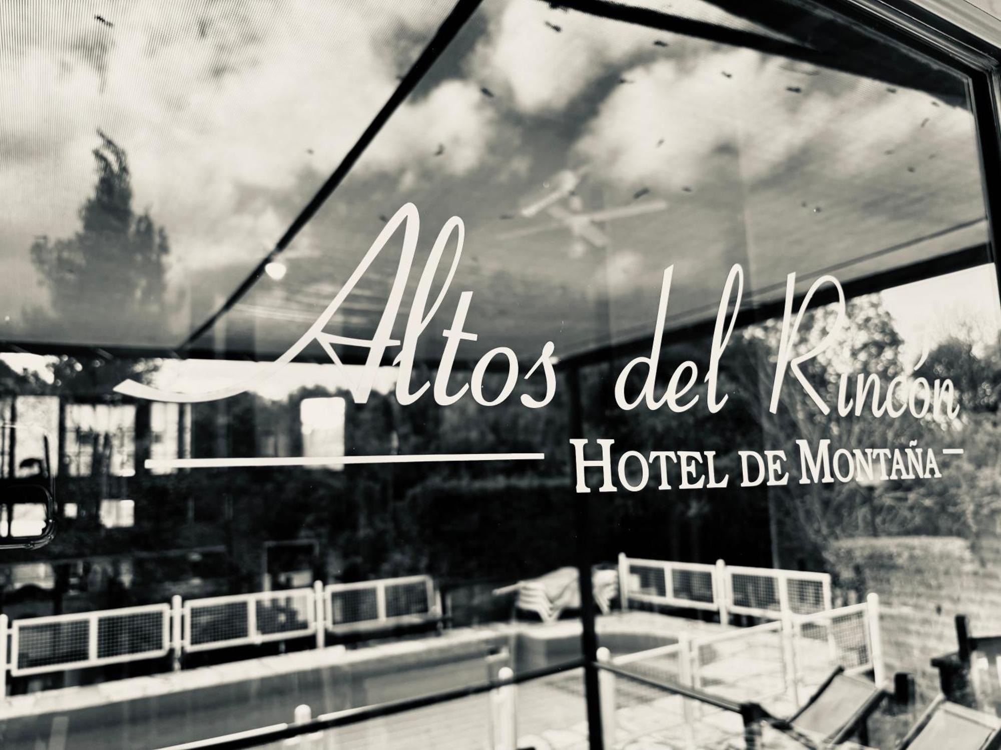 Hotel Altos Del Rincon Villa de Merlo Екстер'єр фото