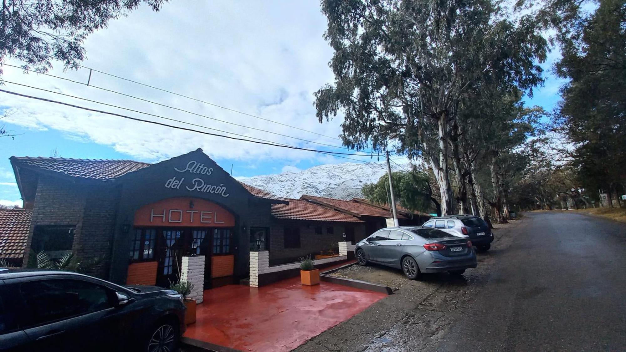 Hotel Altos Del Rincon Villa de Merlo Екстер'єр фото